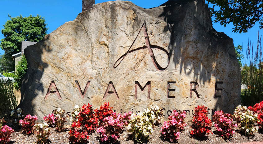 avamere st helens rock sign